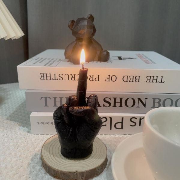 Scalpture Candle 1